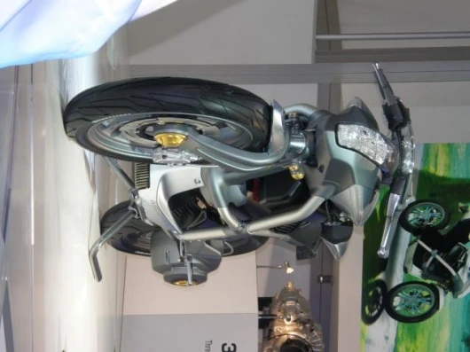 Suzuki's Crosscage concept.