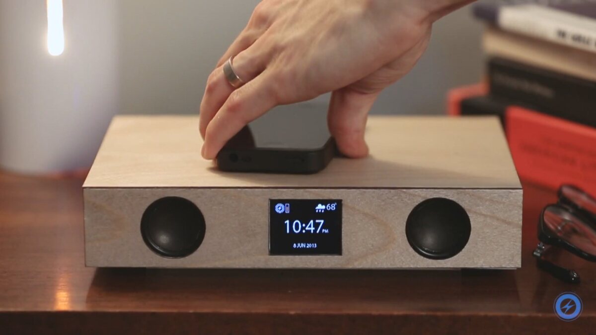 The battery of any Qi-compatible smartphone will start receiving charge as soon as it's laid flat on the top of Glowdeck's real maple, walnut or cherry housing