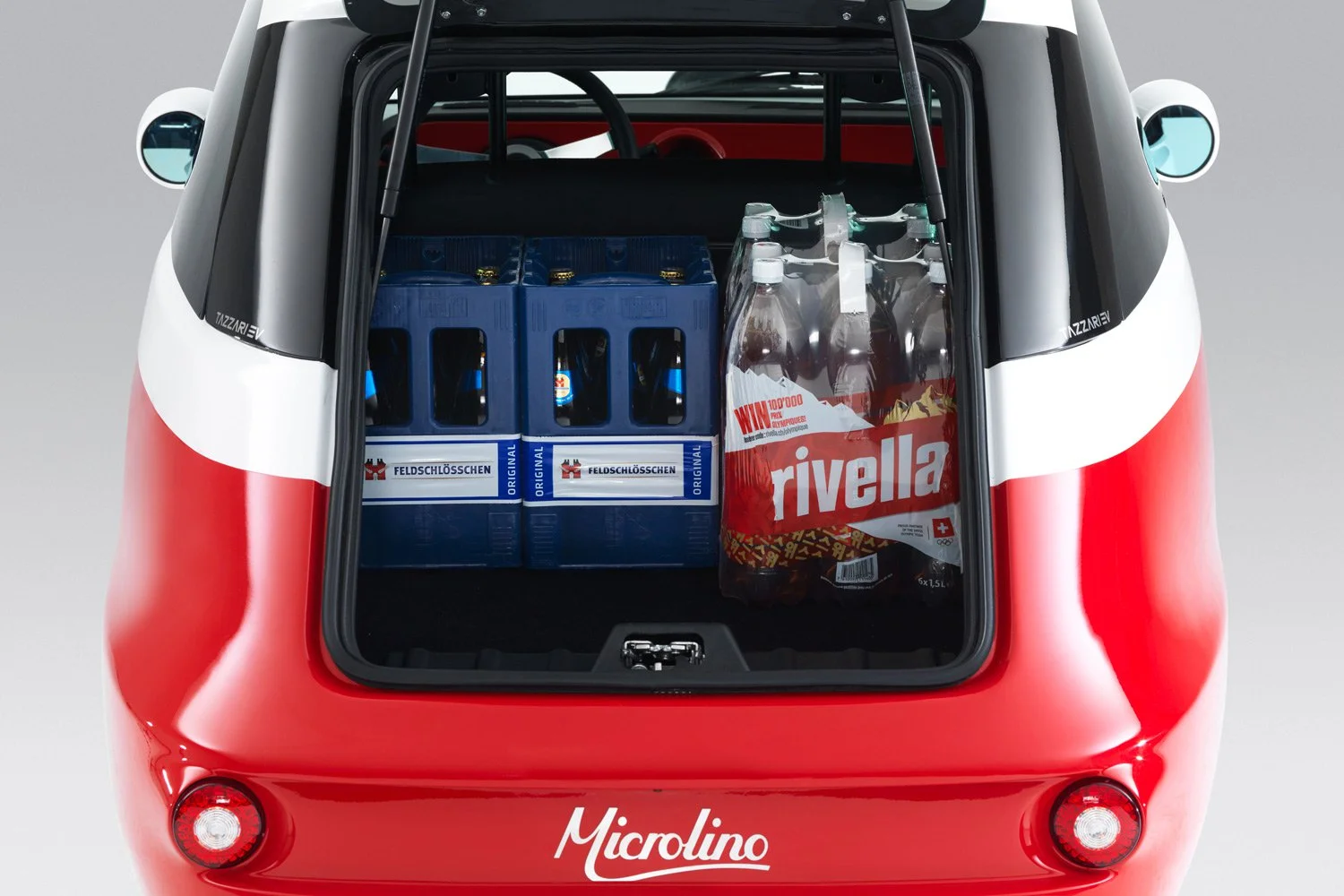 The rear trunk