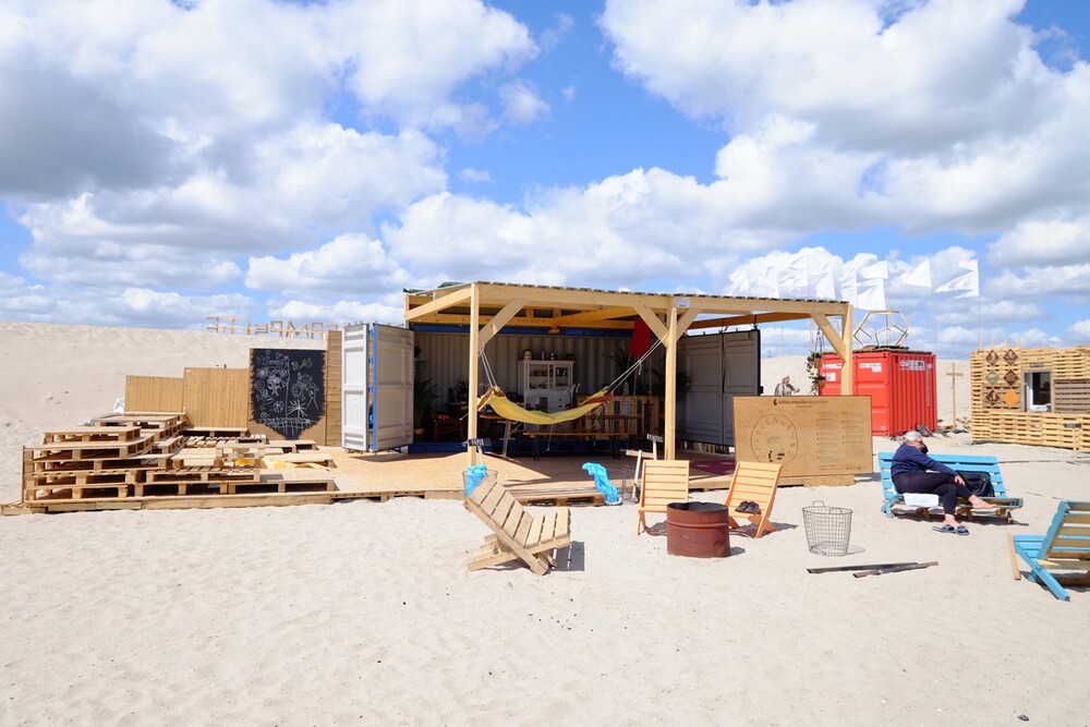 Kwiezien provides a space for residents to meet and cook