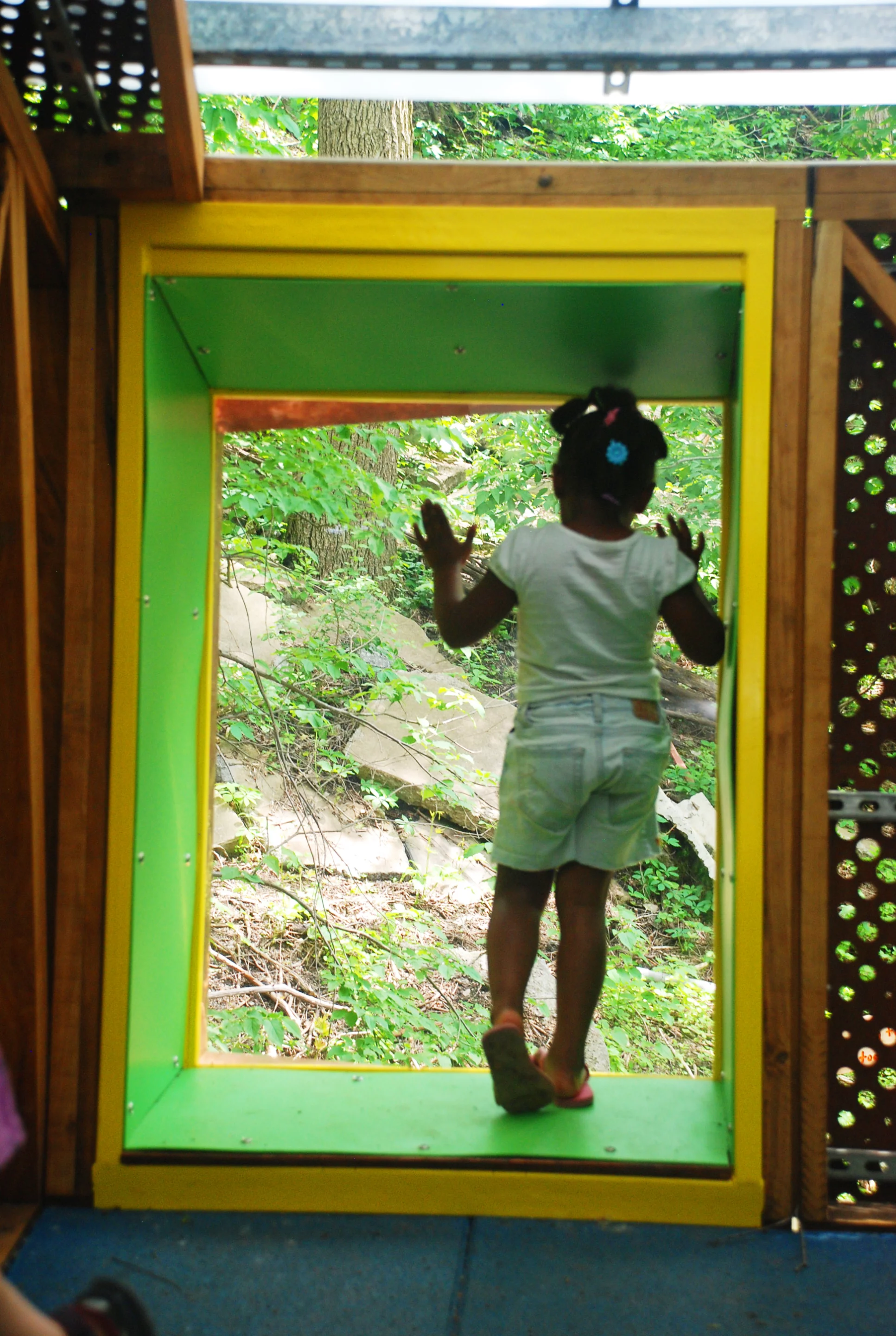 The grounds of Jowonio preschool contain a nature trail which has proven therapeutic for children with ADD (Photo: Syracuse SOA)