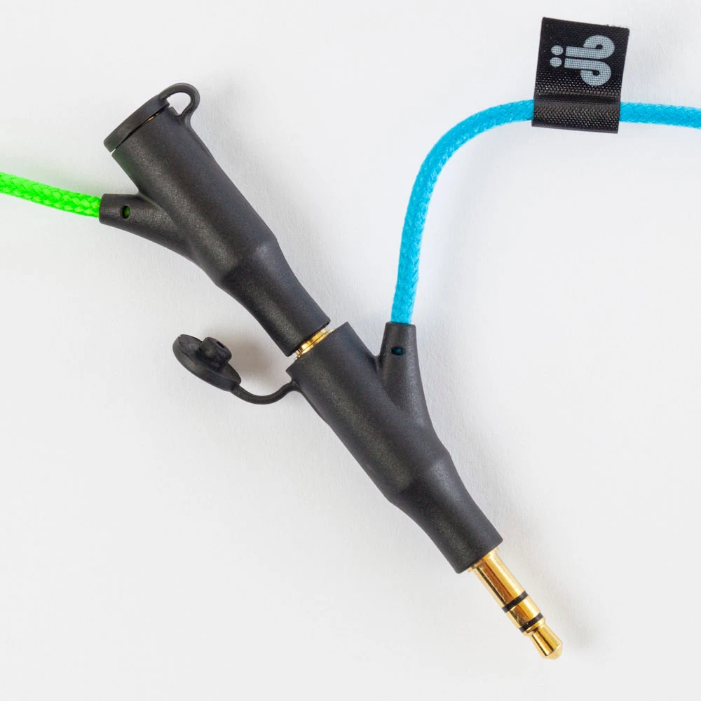 You can connect multiple DuoBuds together, though you might see a slight loss in performance after connecting three or four in a row