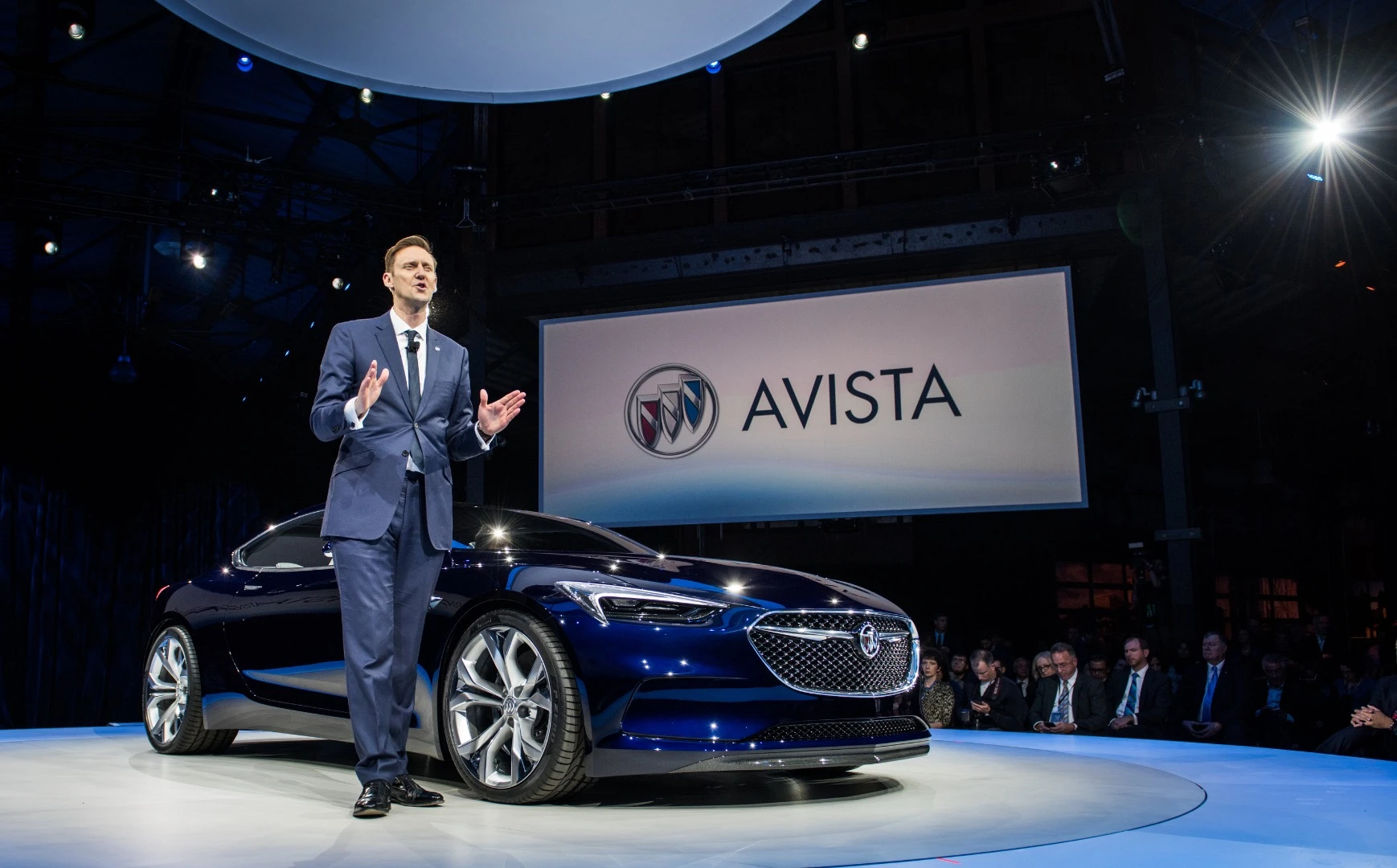 Buick premieres the Avista concept