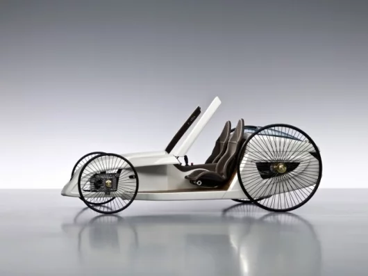 Mercedes Benz F-CELL Roadster