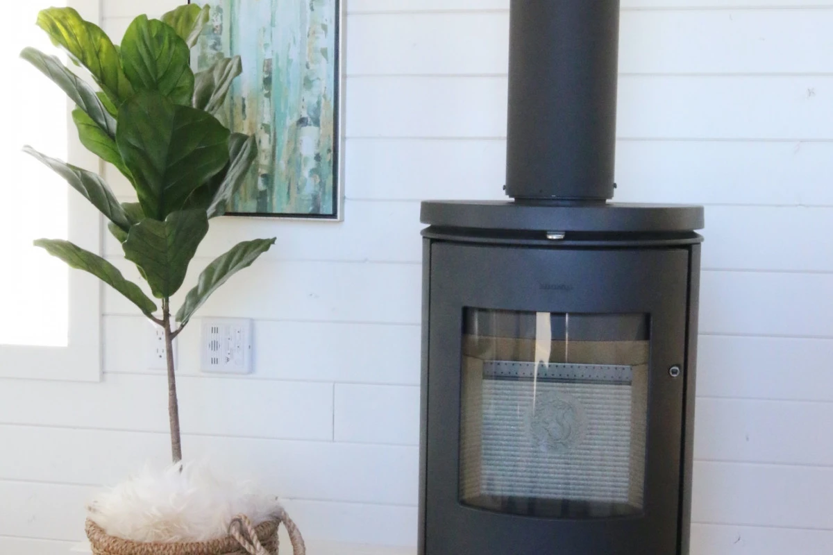 The Innisfree Anarres has a wood-burning stove installed for additional heat