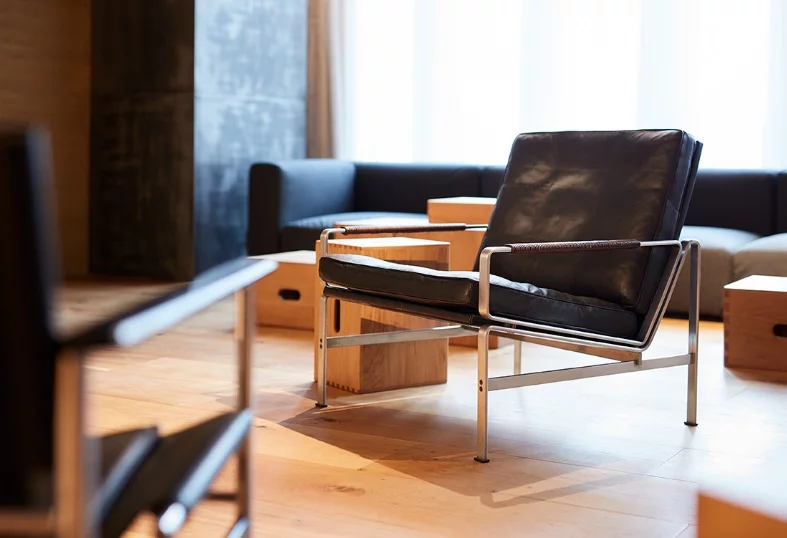 Design pieces in the Atelier Muji gallery