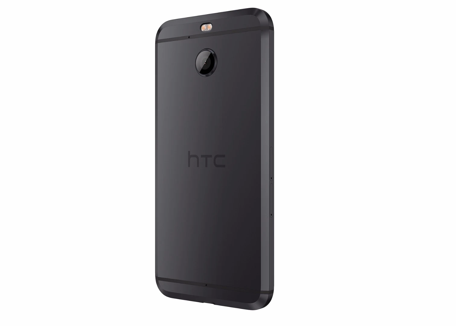 Around the back there's a 16 MP camera, with an 8 MP shooter on the front