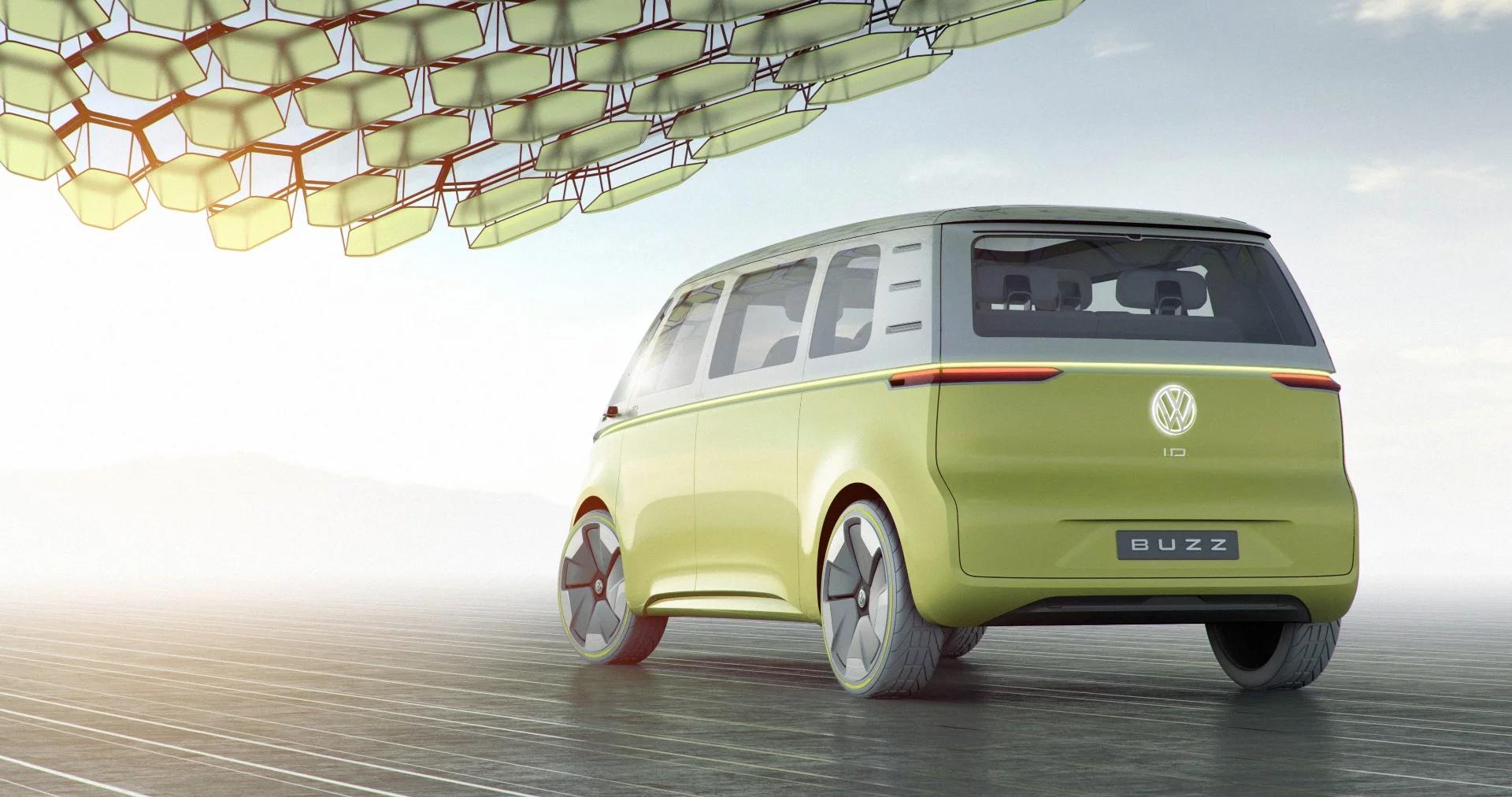 Volkswagen I.D. Buzz: rear view - mirrors are replaced with an e-mirror camera system