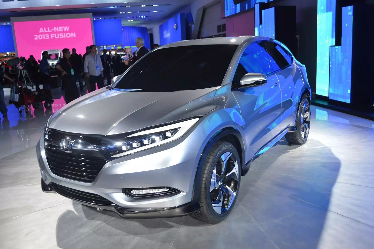 The vehicle features Honda’s configurable Magic Seat set-up, that allows for various seating and cargo-carrying options
