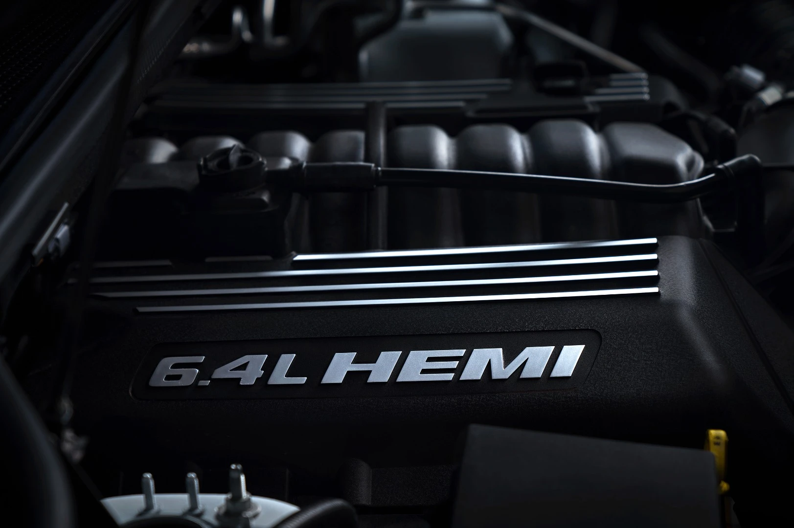 The 6.4L V8 puts out 470 lb-ft of torque
