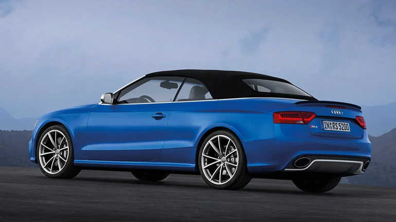 2013 Audi RS5 Cabriolet roof up