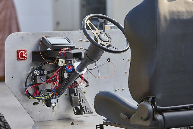 Building of the 3D-printed utility vehicle