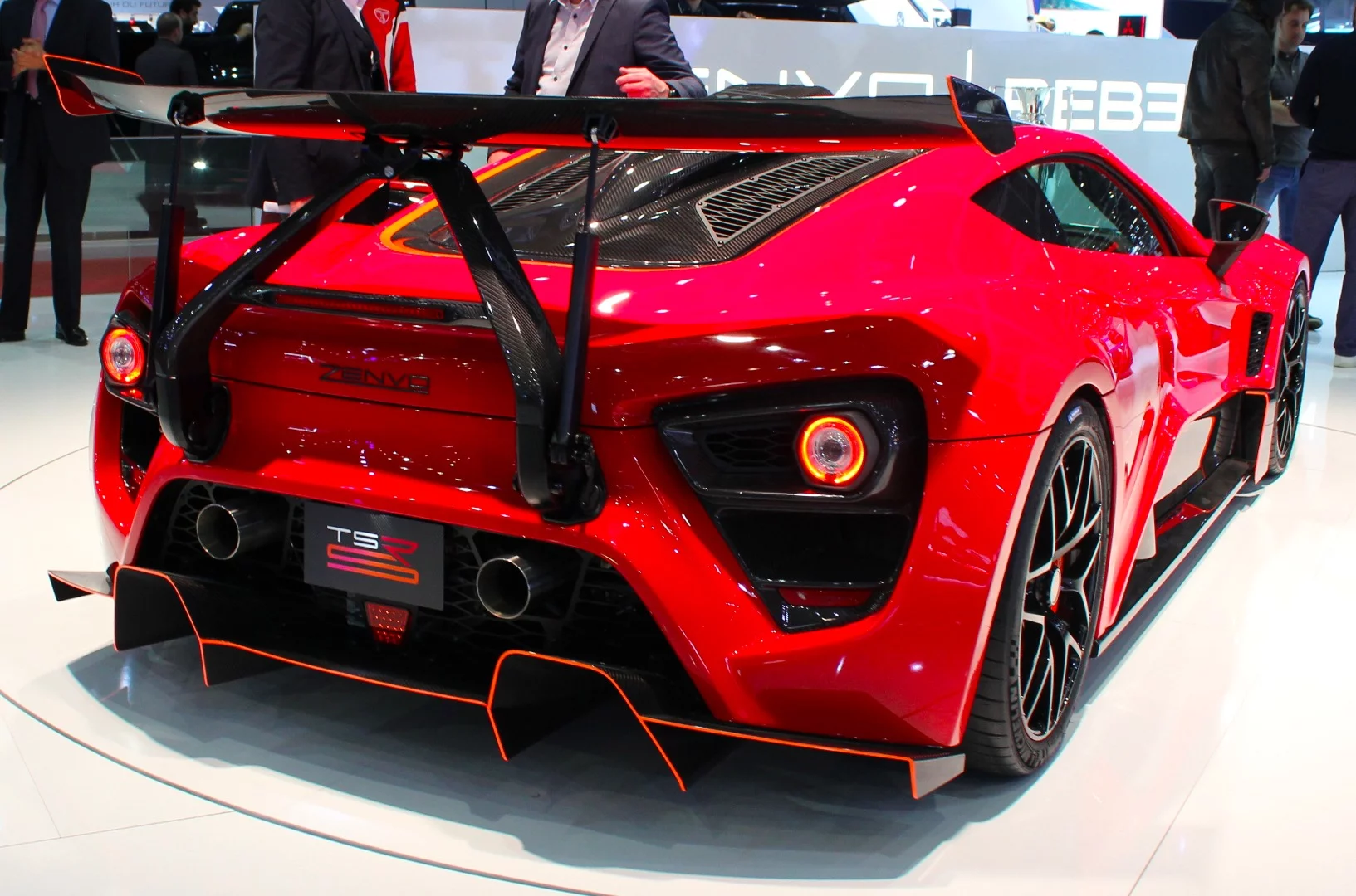 The multi-axis rotational rear wing is a highlight of the new TSR-S. "The Centripetal Wing is an exceptional development that allows for increased grip and higher cornering speed. Whereas most supercars only achieve optimum downforce in cornering at a certain speed, the multi-rotational function of the wing distributes downforce in an innovative way to deliver the optimum amount of cornering grip at any speed. Whilst lifting to boost downforce, the wing also tilts while cornering – for example, lifting the left side of the wing when cornering left and vice versa, to propel the car to the inside of the corner, ensuring exceptional stability and grip," explains Zenvo founder and chief technical officer Troels Vollertsen