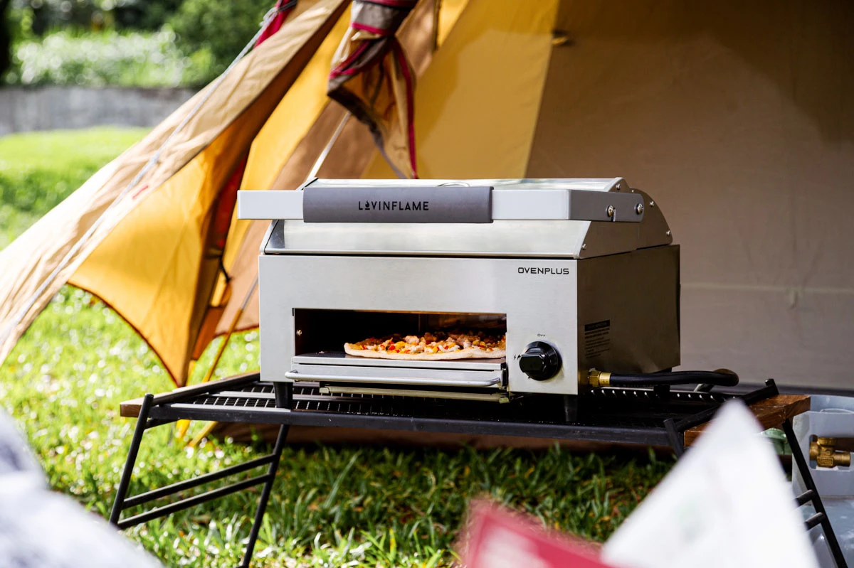 The OvenPlus is claimed to be an all-in-one portable kitchen, consisting of a stainless steel box with a few crucial moving parts