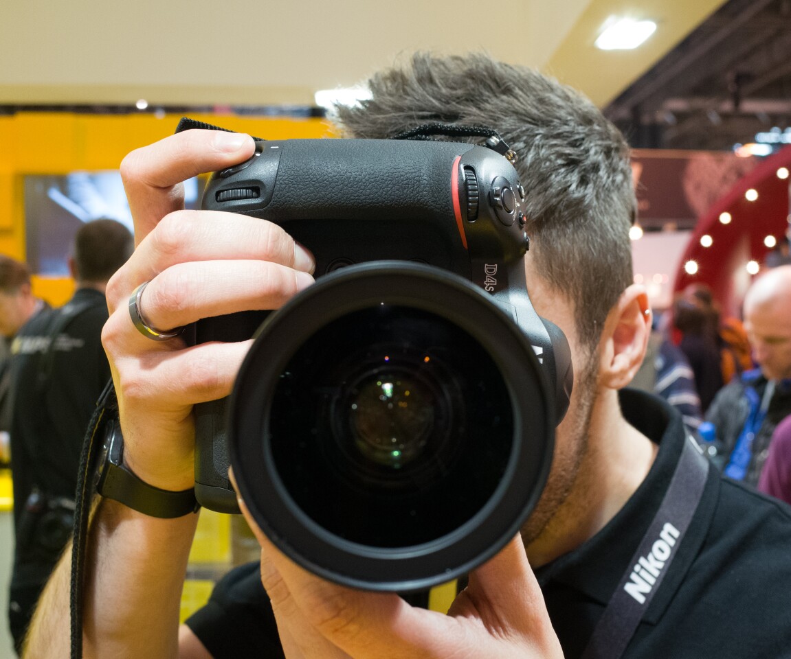 nikon d4s professional dslr camera