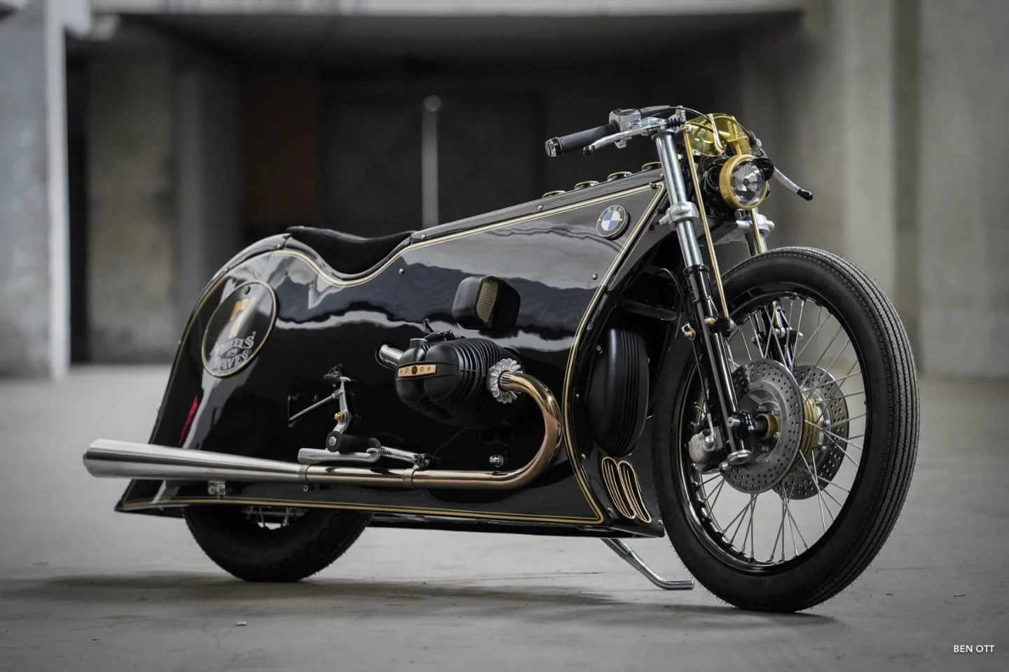 Black Phantom: meticulously finished