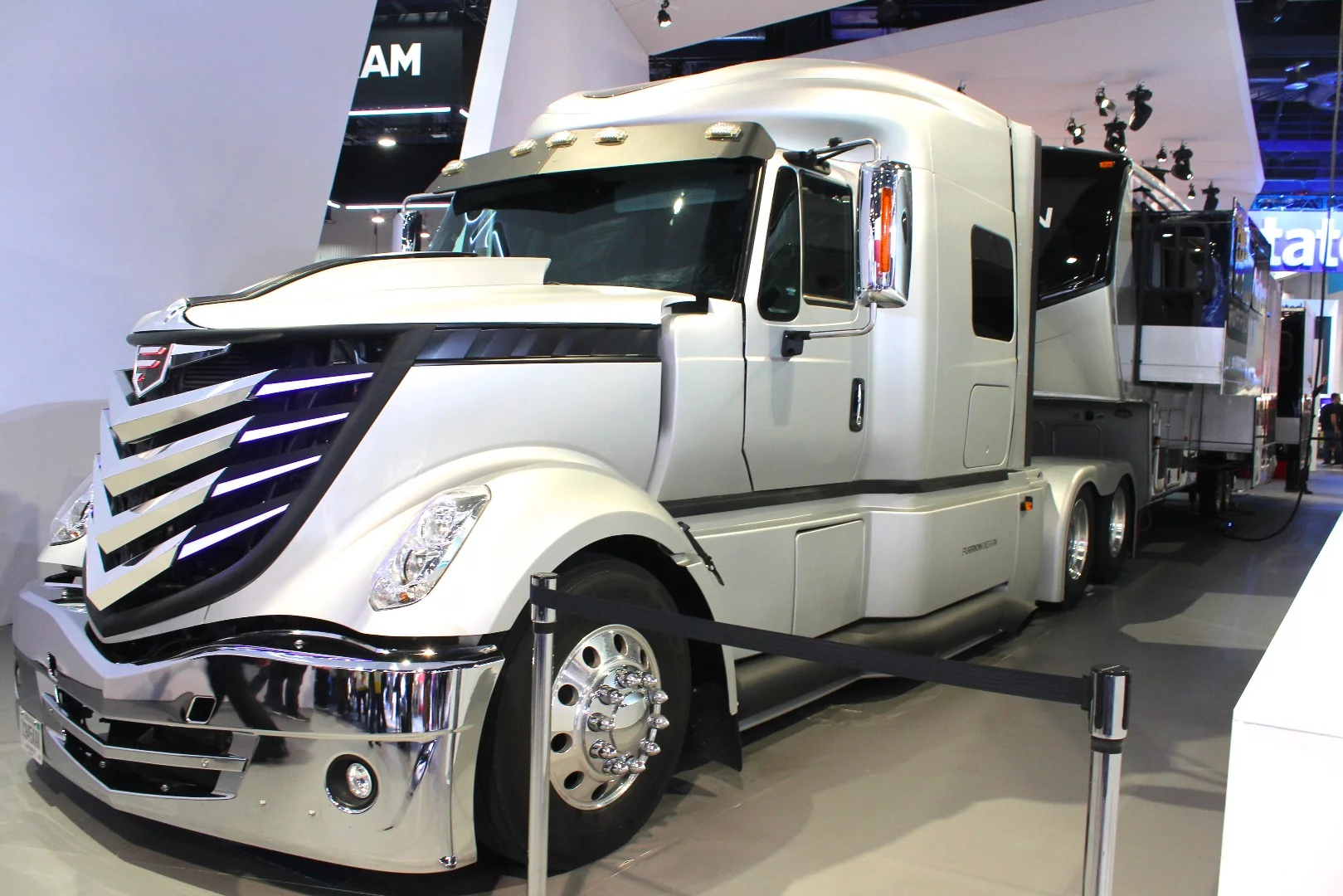 The big, muscular Hercules semi provides plenty of towing power to pull the Limitless around highways and byways