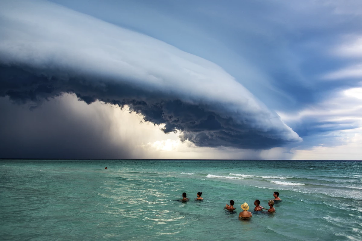 Honorable Mention, People in Nature. A storm comes over Varadero, Cuba, 2019.