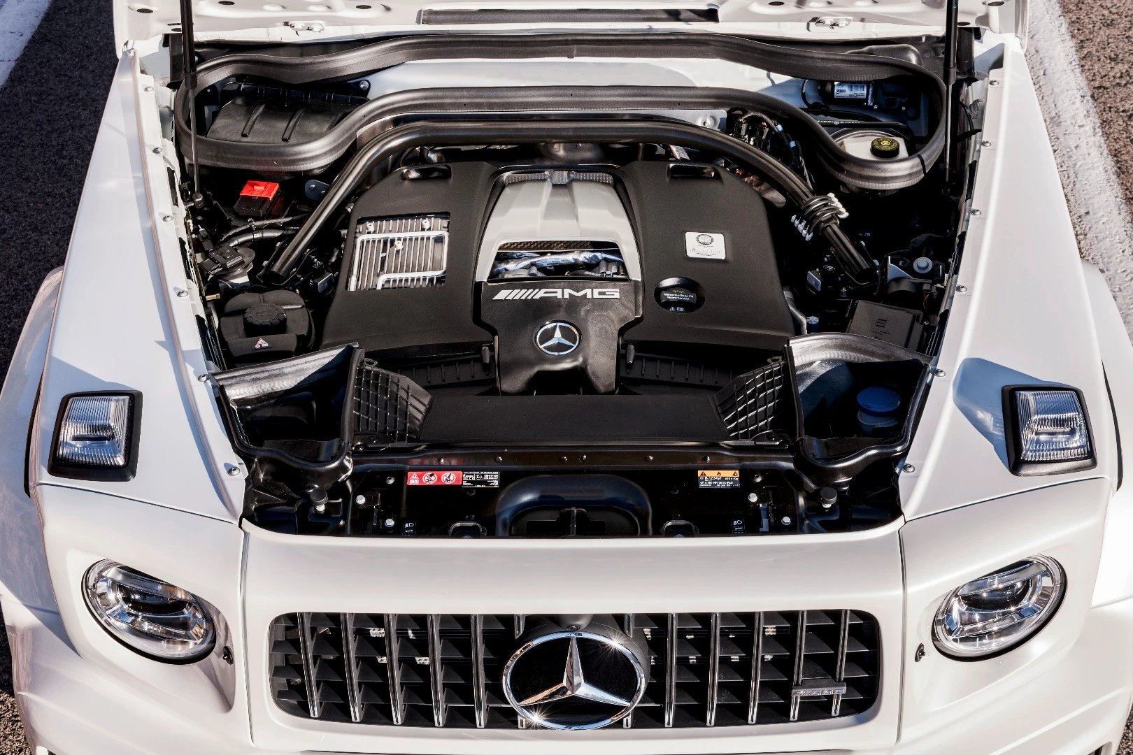 A 4.0-liter V8 now powers the Mercedes-AMG G 63 with twin turbochargers working to help it produce 585 horsepower (430 kW) and 627 pound-feet (850 Nm) of torque