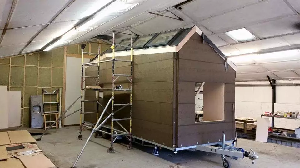 The tiny house takes shape