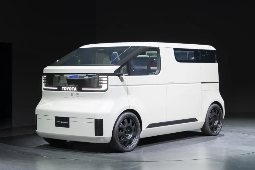 Toyota Kayoibako-K modular micro-camping kei van