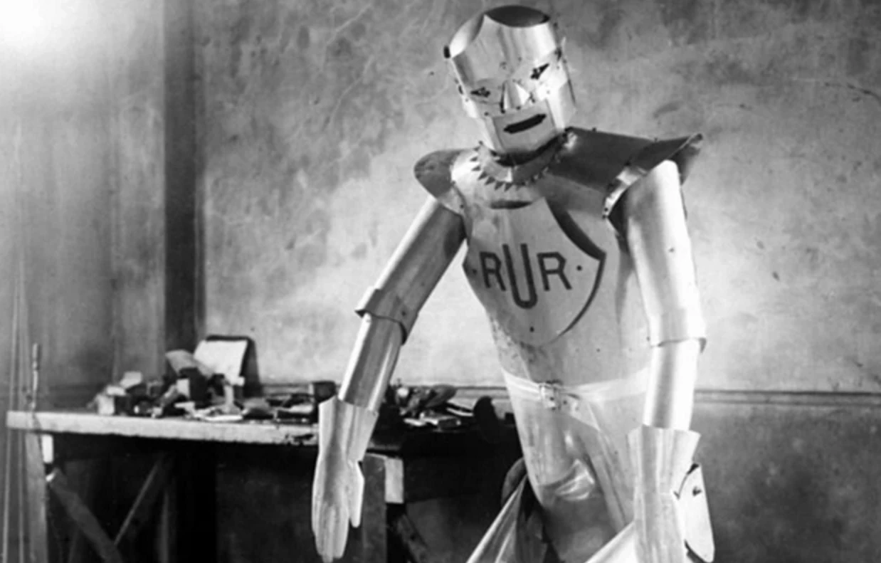 The London's Science Museum is rebuilding a much-loved robot that traveled the world back in 1928, for inclusion in their new Robots exhibition