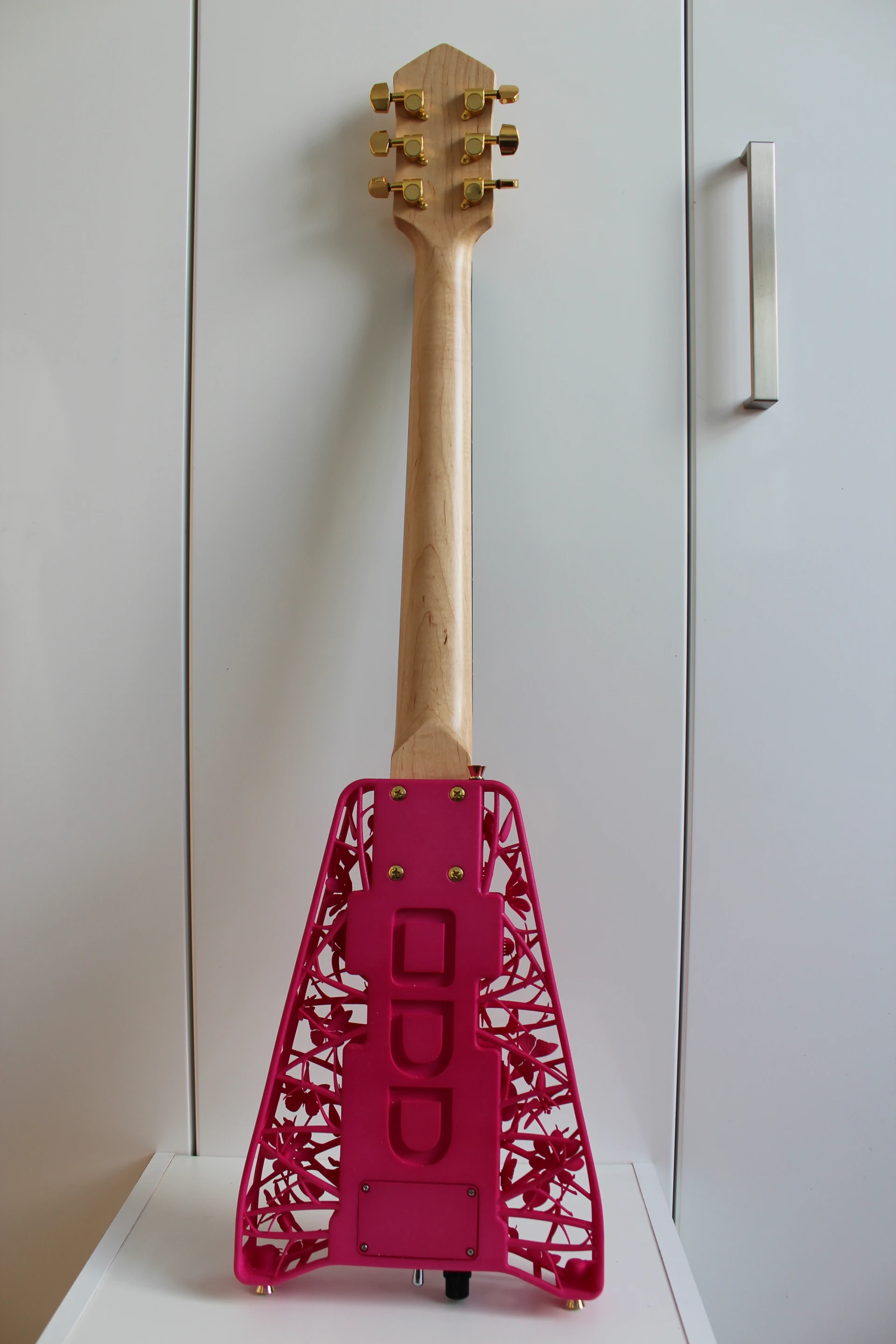 Buyers of the production model of the ODD 3D printed guitar will be given the opportunity to have their own logo or name included on the rear of the guitar's body