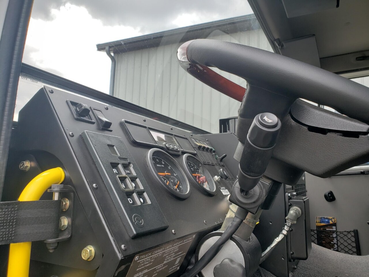 A look at the controls of the Acela Monterra 4x4