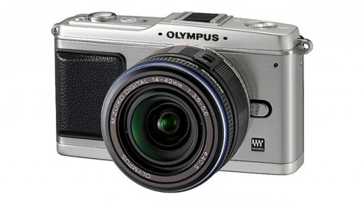 The Olympus E-P1 is a compact 12.3 megapixel camera with interchangeable lenses