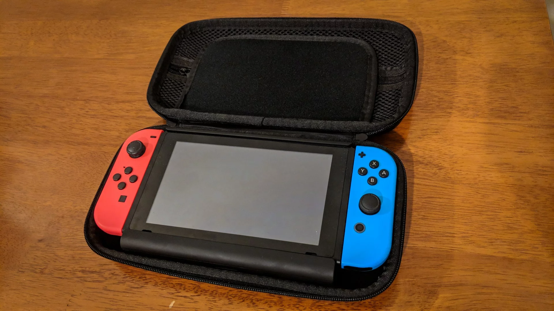 The SwitchCharge also comes with the option of a carry case, designed to be big enough to house the console while wrapped in the battery pack