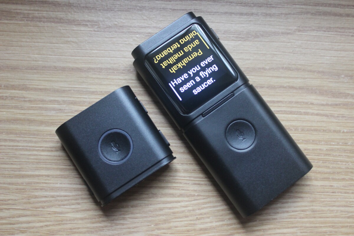 You can detach one of Smark's modules and hand it to the person you're talking to
