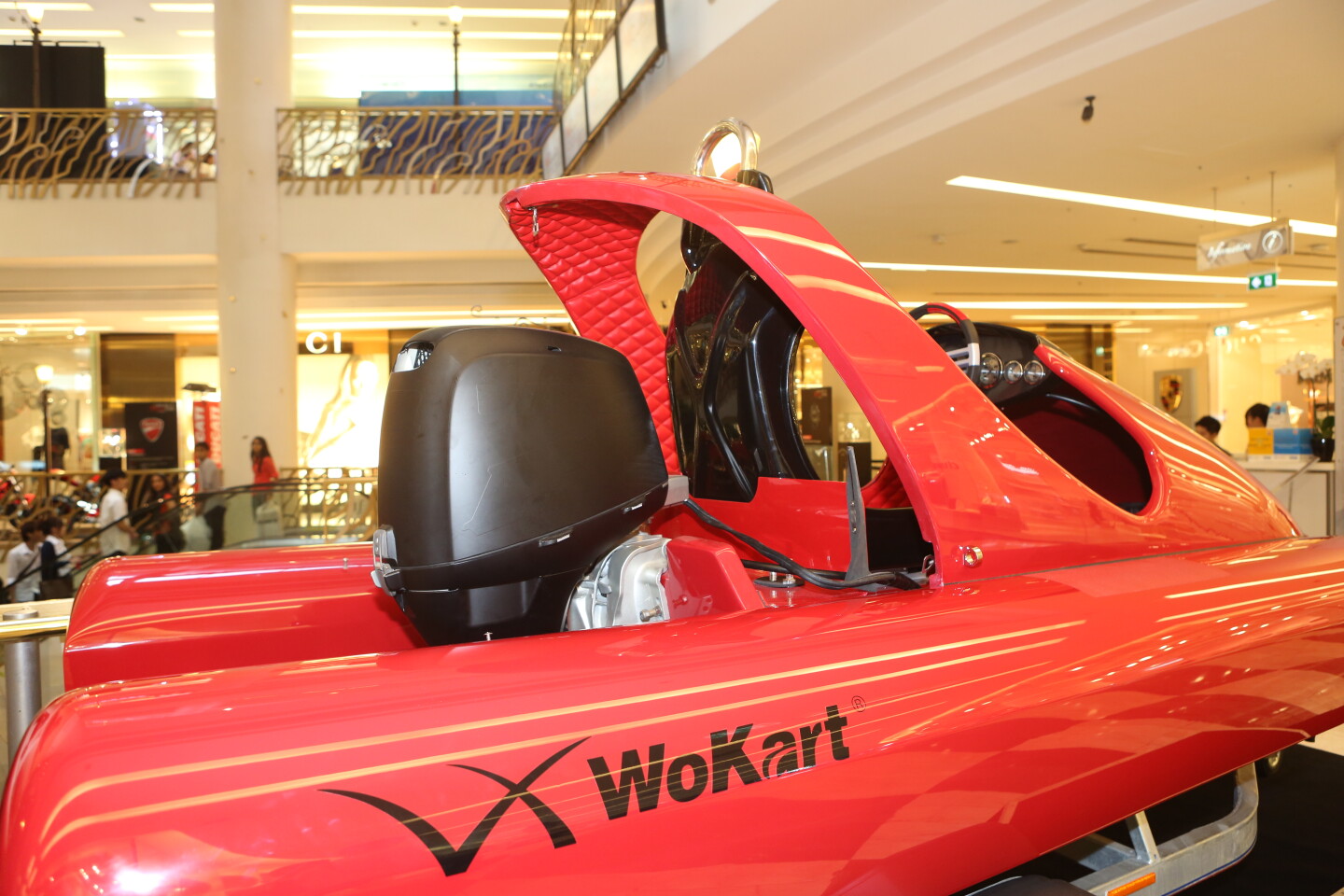 Wokart The 70 km/h gokart for the water