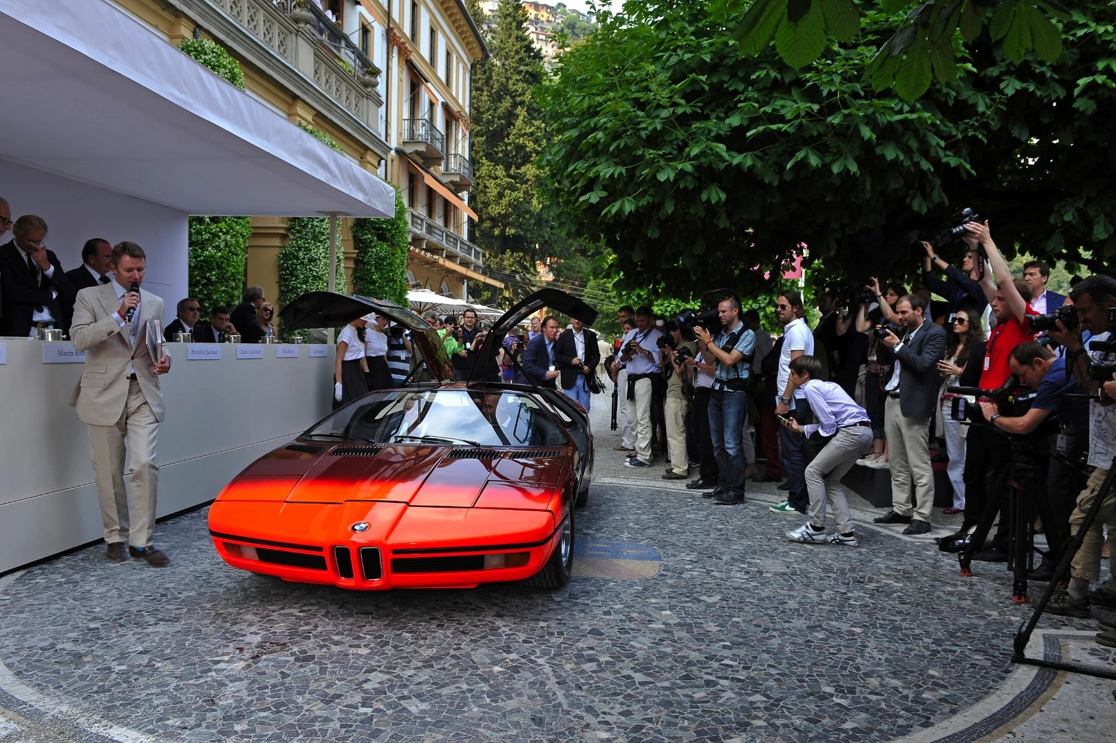With the USD-EUR exchange rate hovering around 1.1, American enthusiasts are sure to be salivating over the offerings at this weekend's Villa Erba sale by RM Sotheby's. Held every second year since 2011, the auction is part of the Concorso d’Eleganza Villa d’Este which takes place annually on the shores of Lake Como. The Concorso d’Eleganza Villa d’Este which takes place this year in Cernobbio from 22-24 May 2015 is one of the world’s most exclusive and tradition-steeped stages for historic cars and motorcycles, having been first held in1929 as an exhibition for new vehicles from the Italian auto industry.