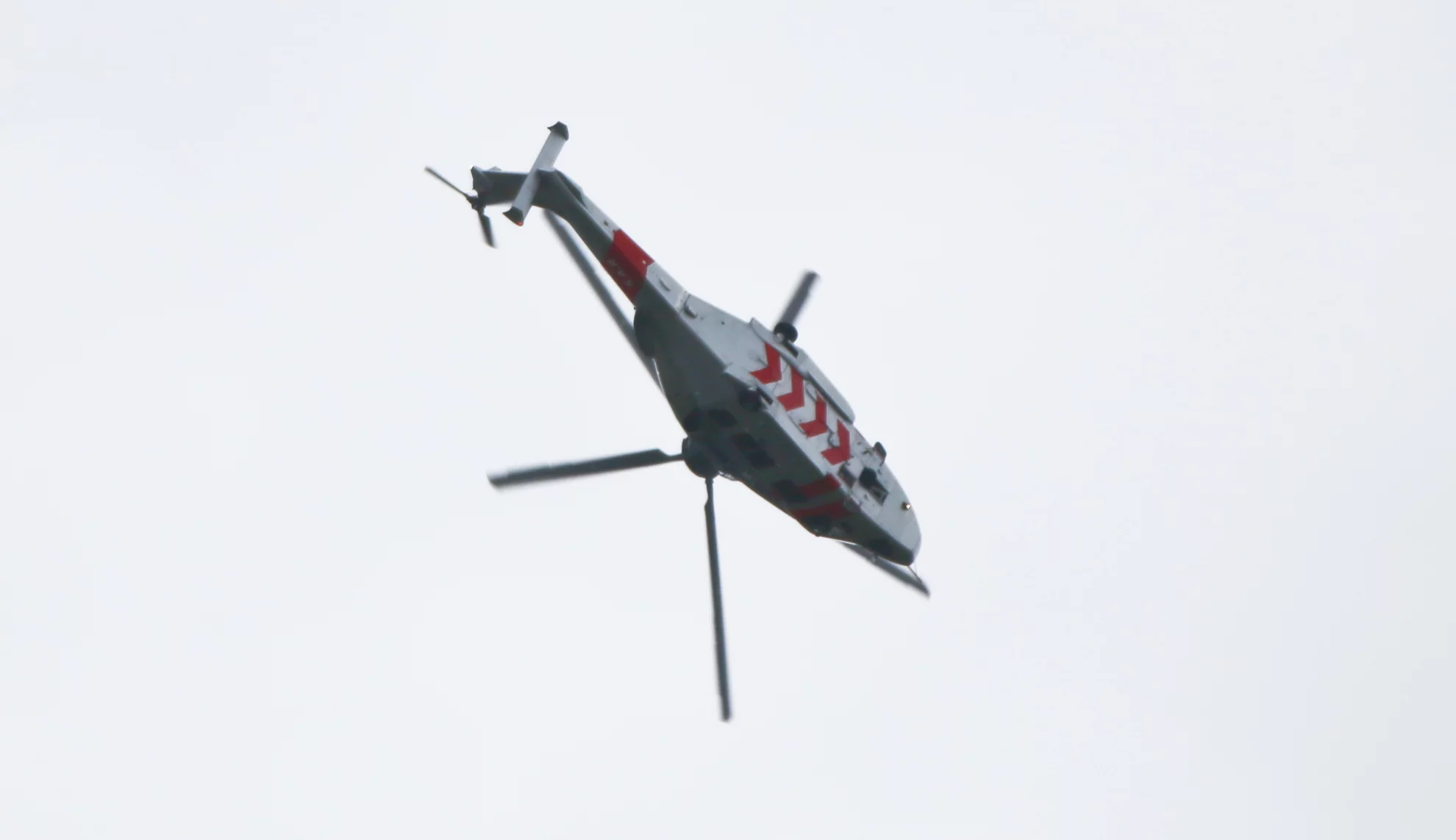 Eurocopter’s EC175 throwing shapes (Photo: Gizmag)