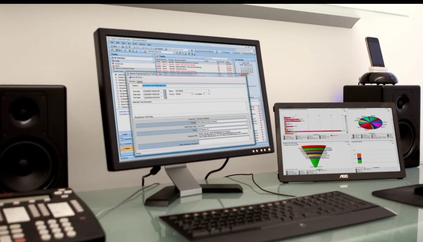 AOC's E1649FWU 15.6 inch USB display