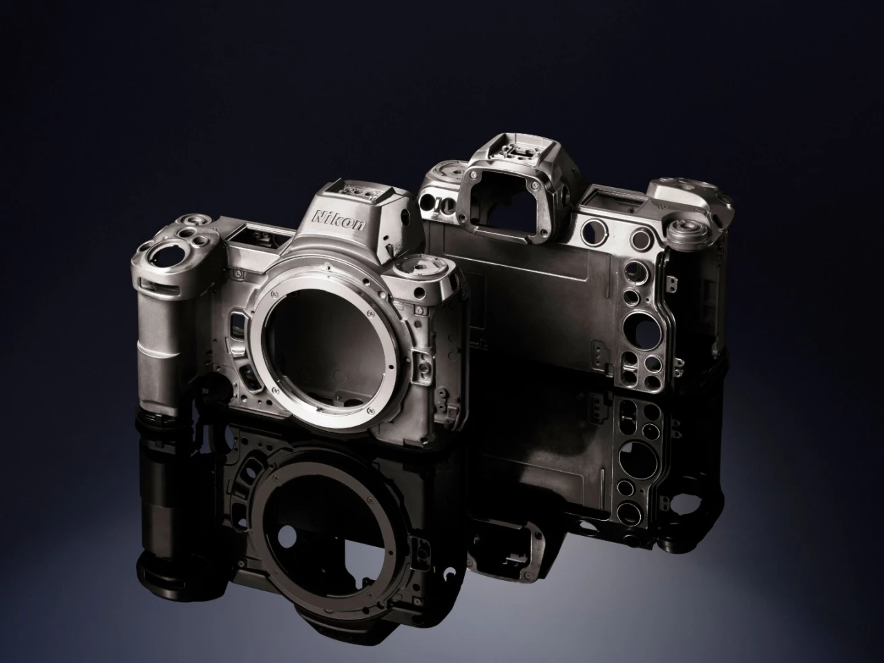 The magnesium alloy body of the Z 6 and Z 7 is reported to have the same weather-proofing level as Nikon's D850 DSLR