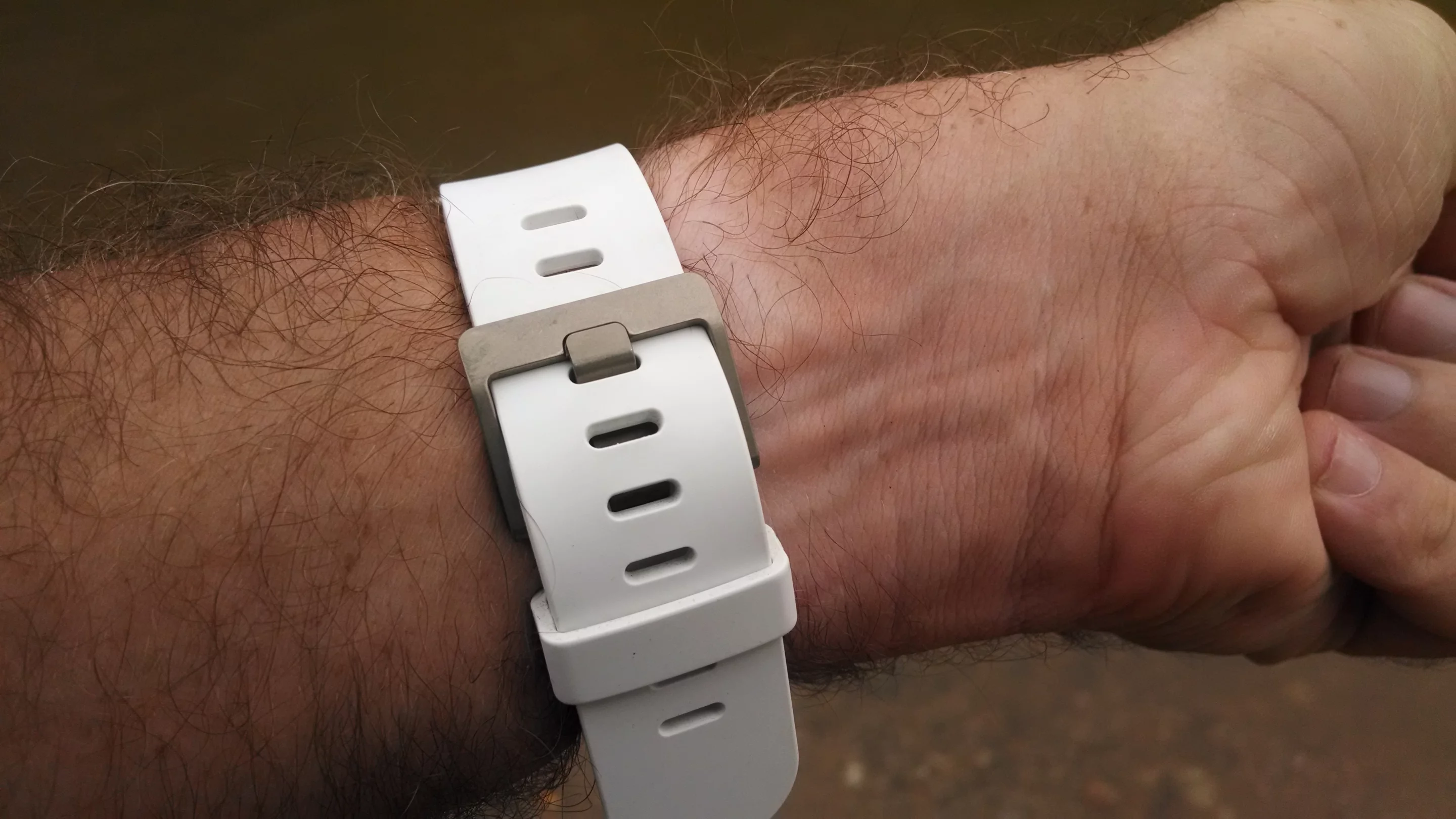 The rubber band is classic and comfortable