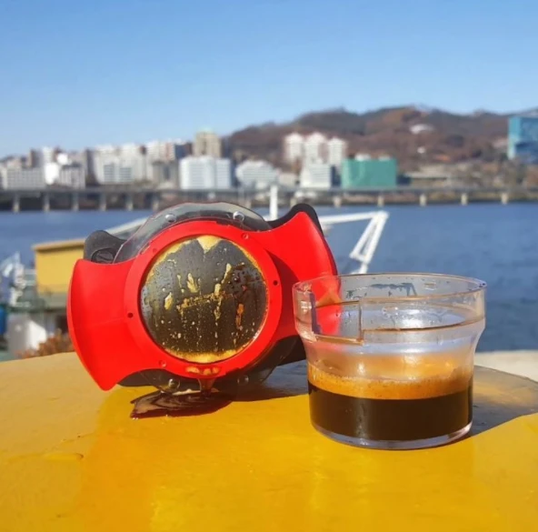 Cafflano has won a number of awards for its Klassic and Kompact on-the-go coffee solutions, and this year it added the Kompresso portable espresso maker
