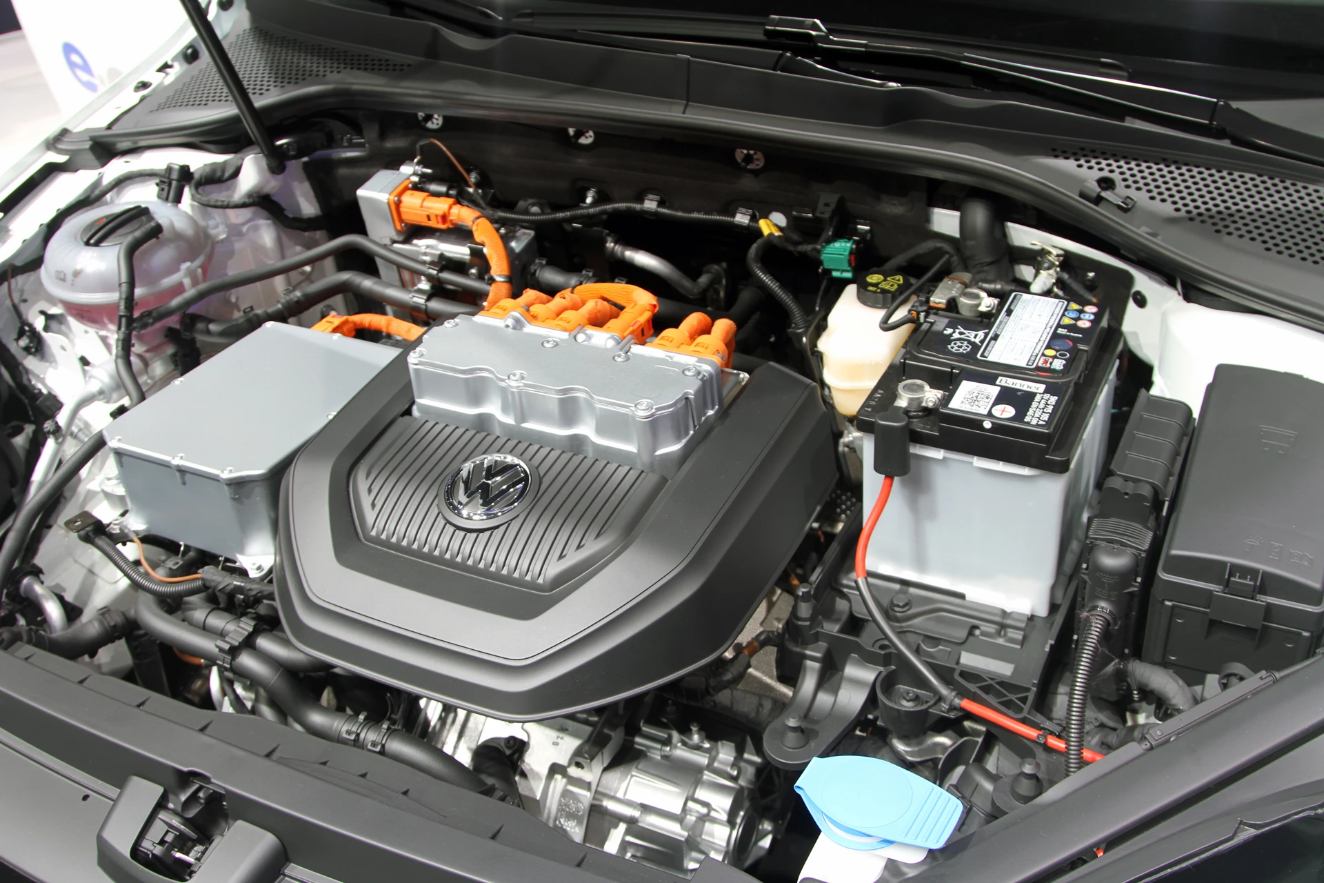 Under the hood of the e-Golf (Photo: Gizmag)