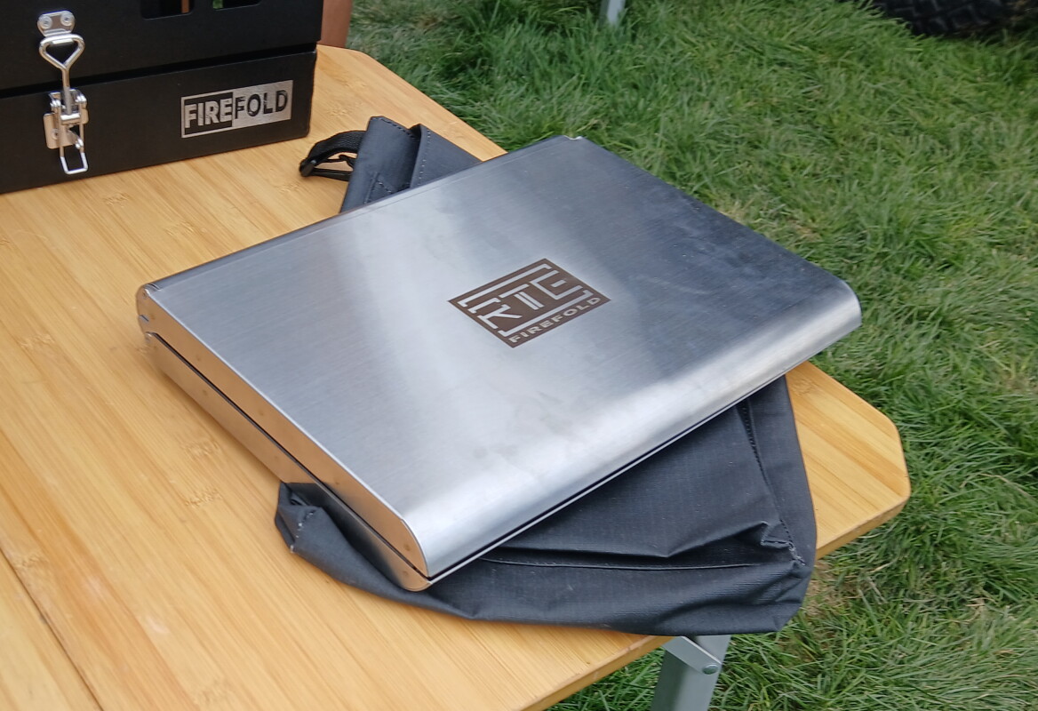 Laptop-sized backpackable campfire pit sidesteps wood-fire bans