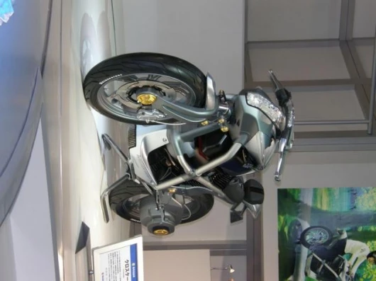 Suzuki's Crosscage concept.