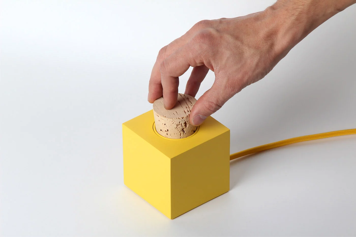 Plugg was designed and constructed with the use of 3D printing, laser cutting, and hacked electronics (Photo: Skrekkøgle)