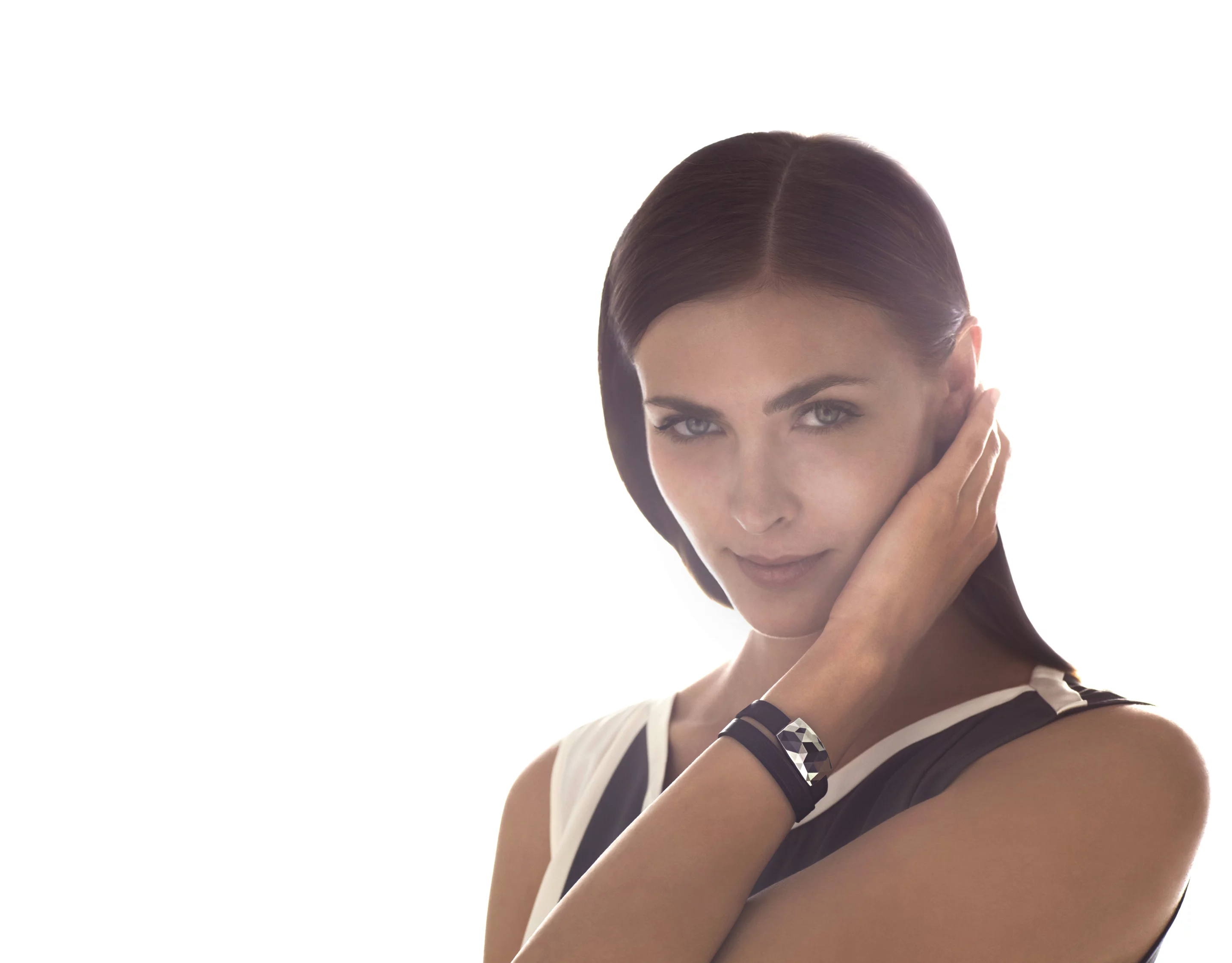 Netatmo's JUNE bracelet monitors sun exposure with data displayed on a companion smartphone app