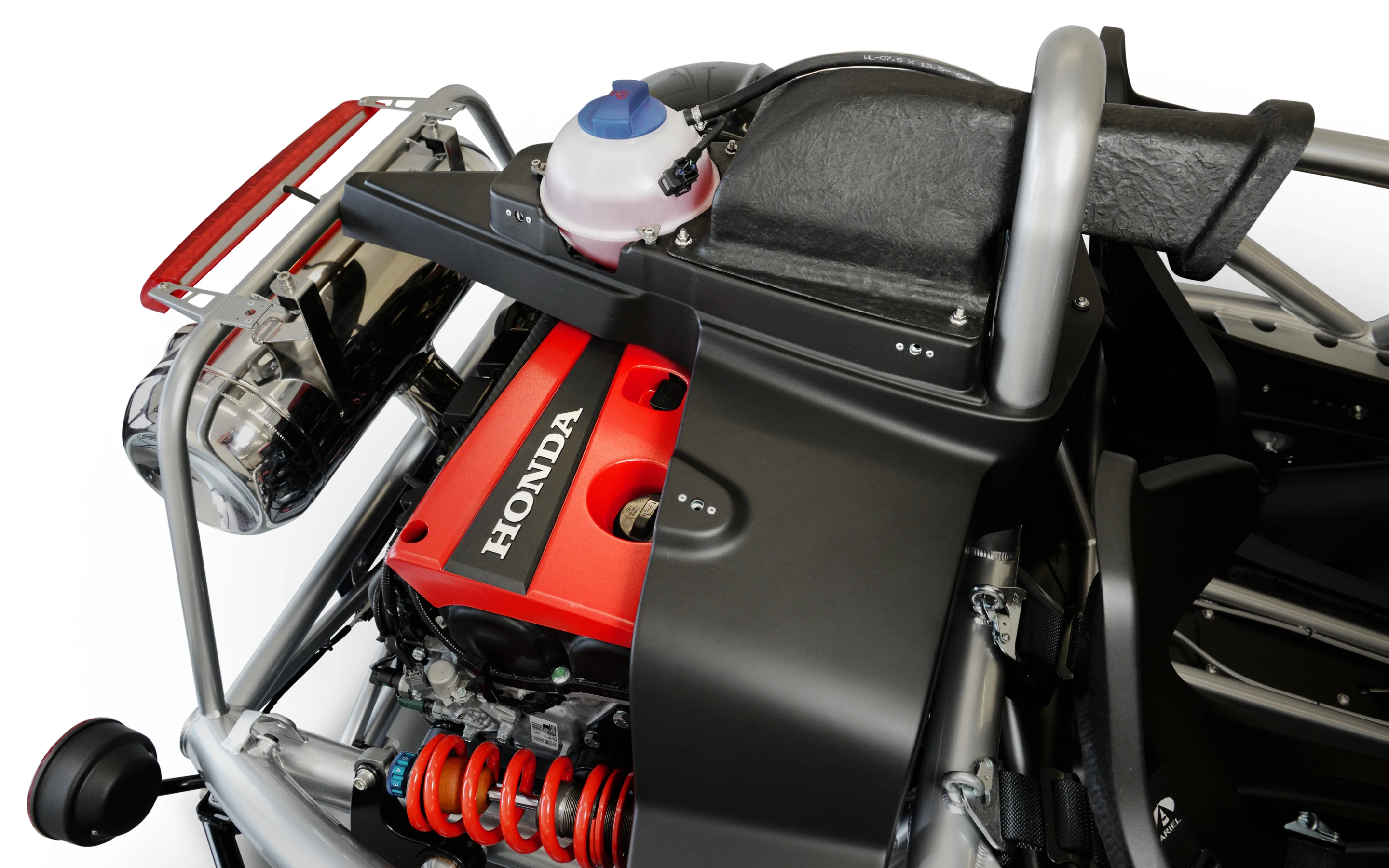 Ariel Atom 4: uses the new Honda Type R motor, developing 320 horses and buckets more torque than the previous model