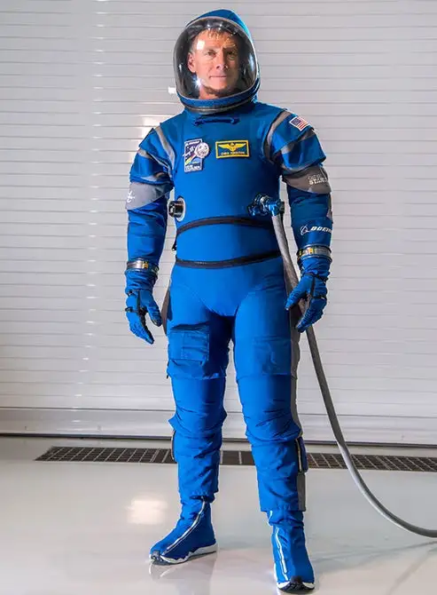 The complete Boeing Blue spacesuit, boots included