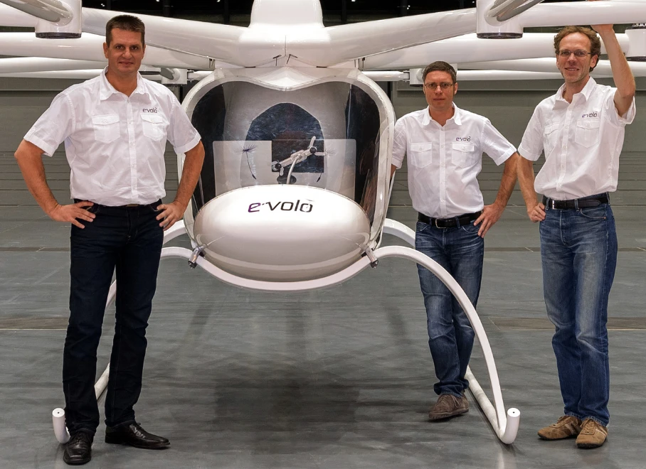 The e-volo team with the Volocopter inside the dm-arena in Germany