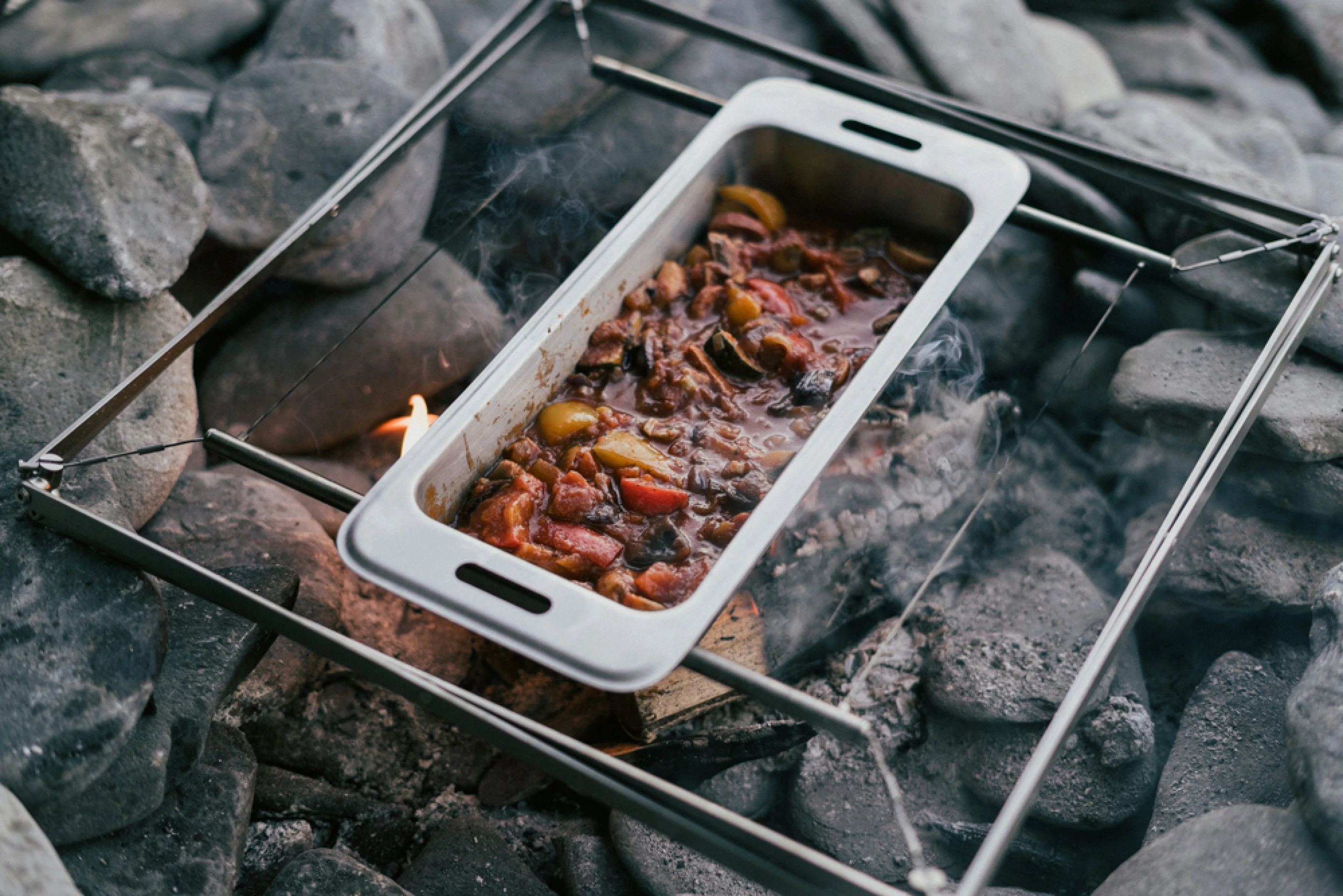 Ultraportable Cook System Turns Campfires Into Backcountry Kitchens ultraportable-cook-system-turns-campfires-into-backcountry-kitchens