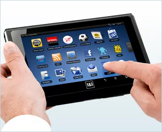 The SmartPad comes with some pre-installed 1&1 apps such as music, pictures and video players, (online) Address Book and Control-Center, as well as access to third party apps from Android Market