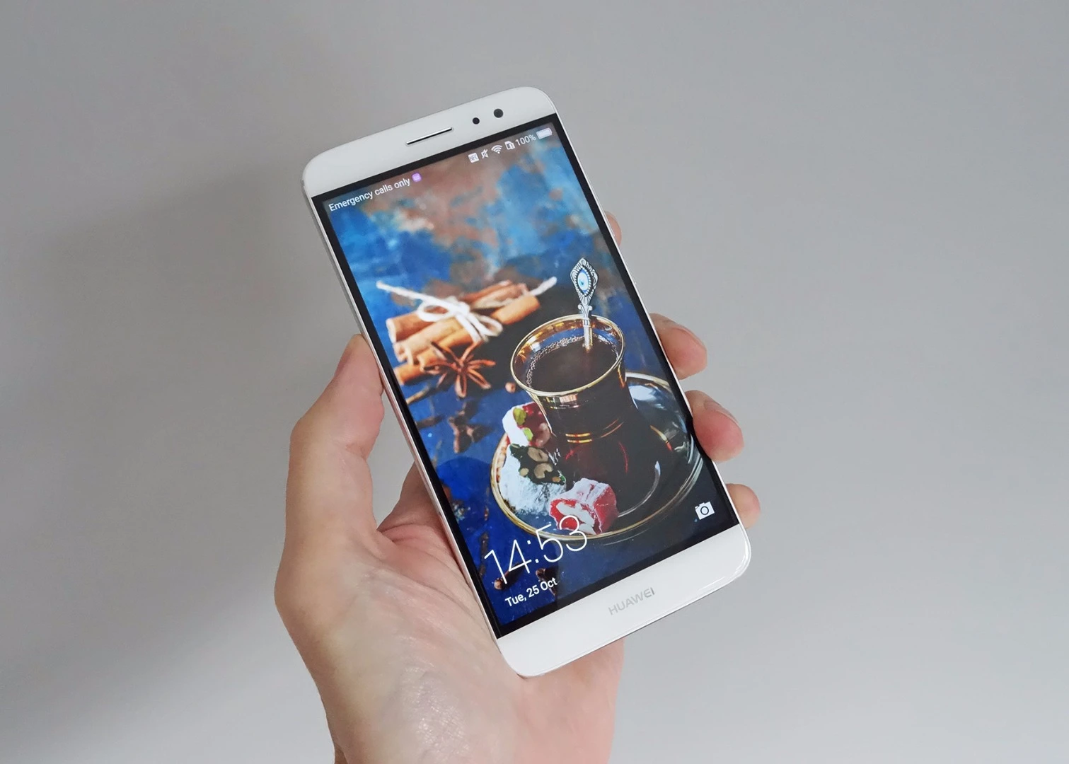 The 5.5-inch Nova Plus brings with it a superior camera and of course more screen space