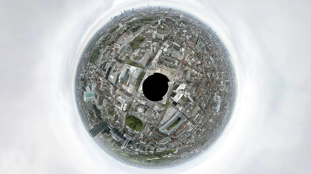 A team of photographers recently set a record for the world's largest panoramic photo with an incredible 320-gigapixel, 360-degree image of London